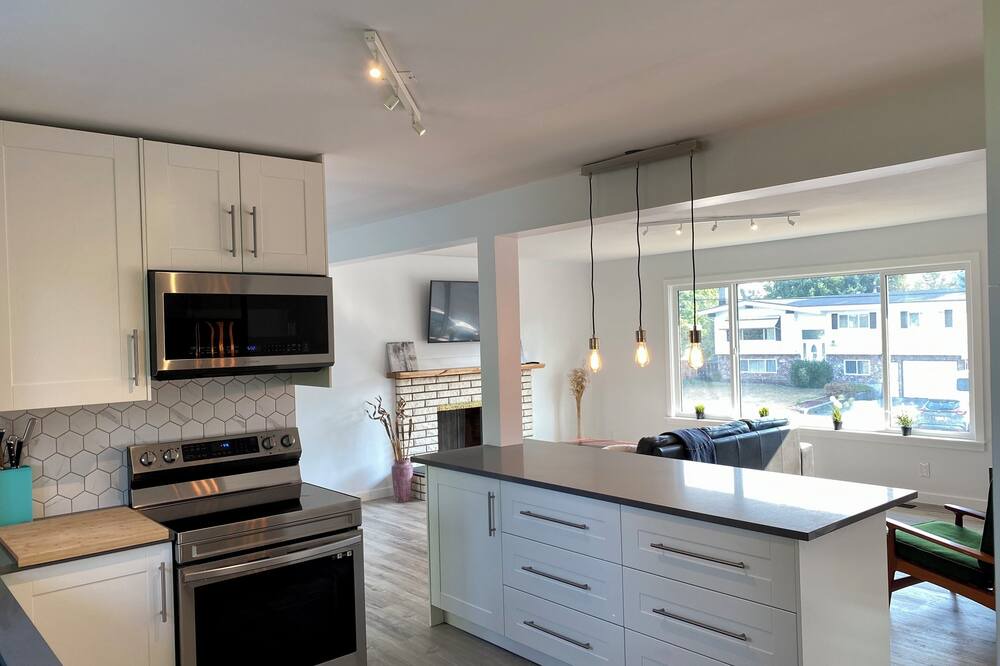 Photo of Kitchen in Chilliwack Proper Village West