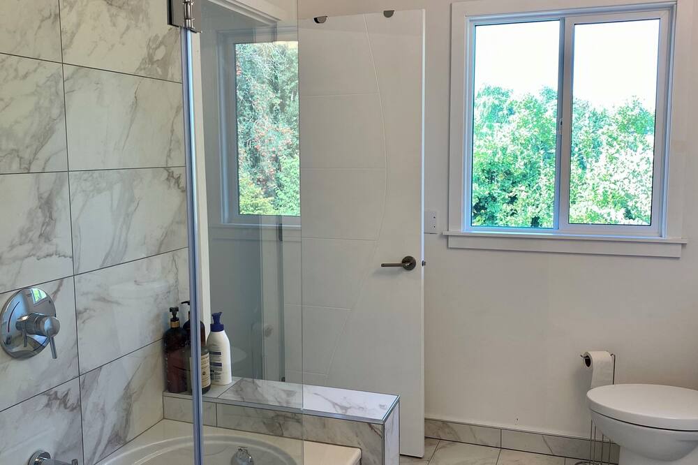 Photo of Bathroom in Chilliwack Proper Village West