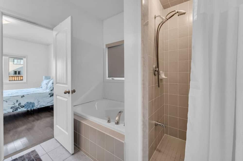 Photo of Bathroom in Collingwood