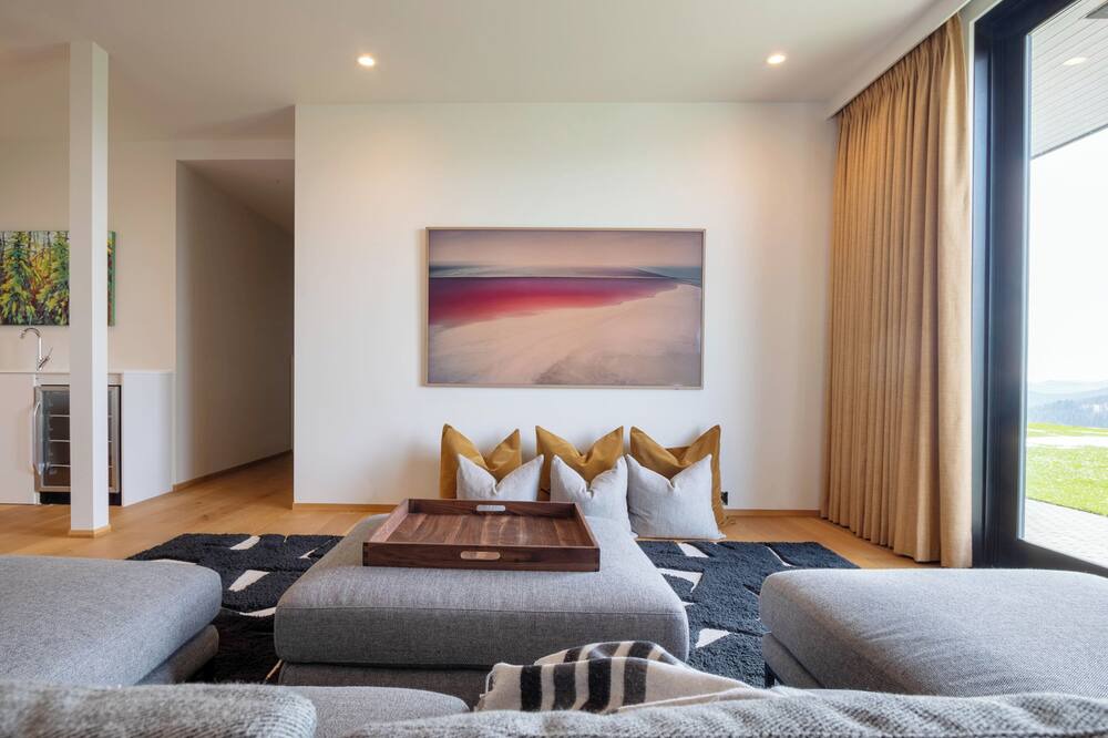 Photo of Livingroom in Bragg Creek