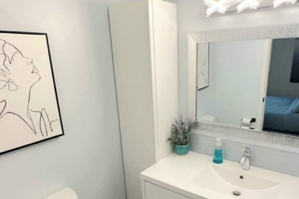 Photo of Bathroom in Montgomery