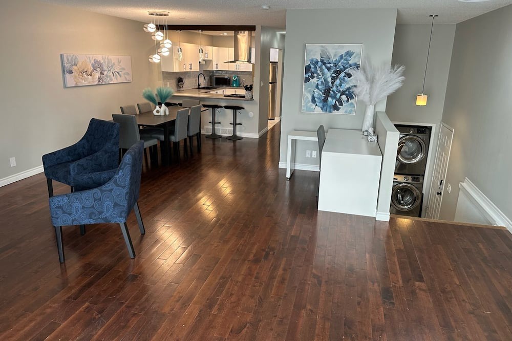 Photo of Livingroom in Montgomery