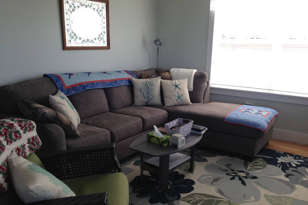 Photo of Livingroom in White Sands