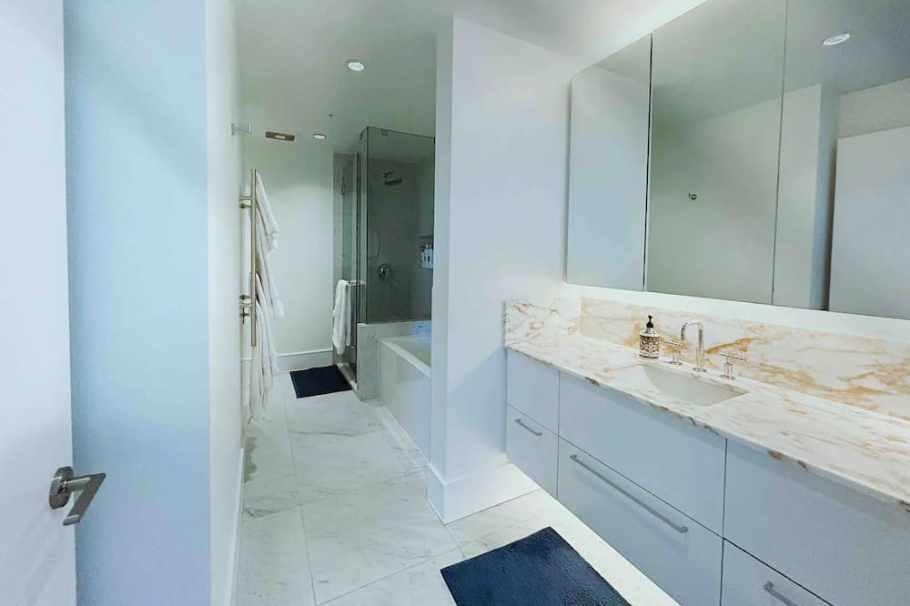 Photo of Bathroom in White Rock