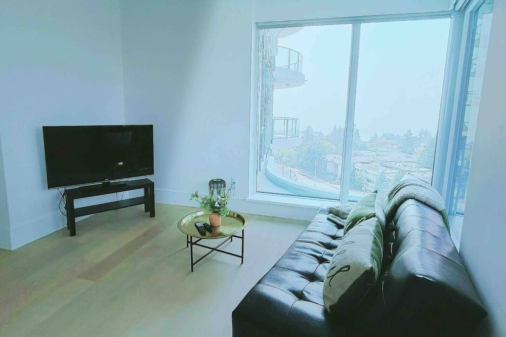Photo of Livingroom in White Rock