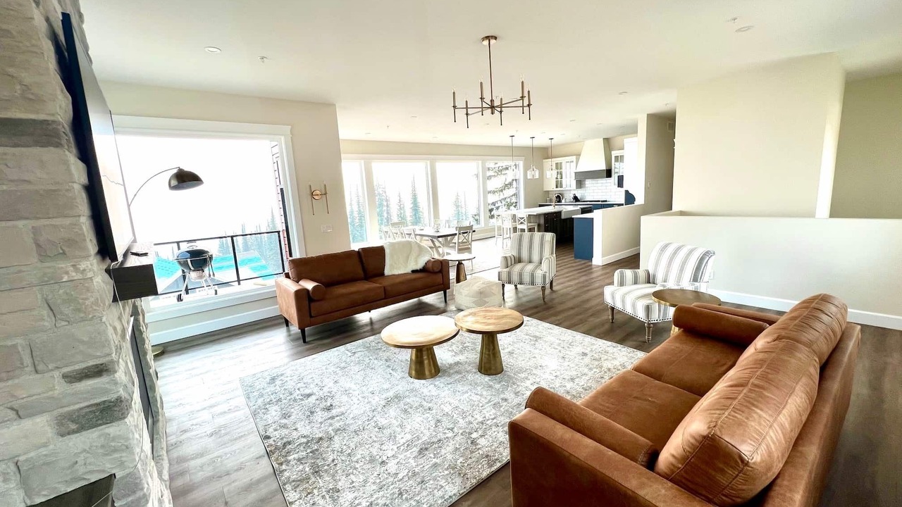 Photo of Livingroom in Silver Star Mountain