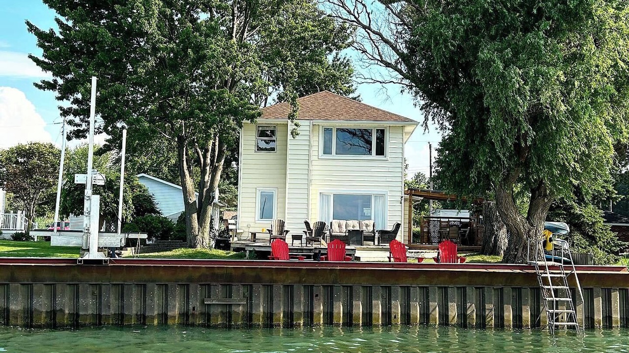 Photo of Outdoor in Lakeshore