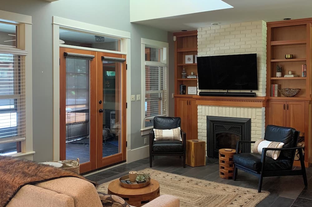 Photo of Livingroom in Nelson