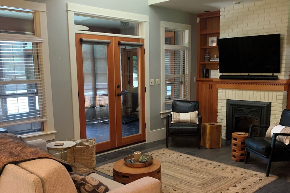 Photo of Livingroom in Nelson