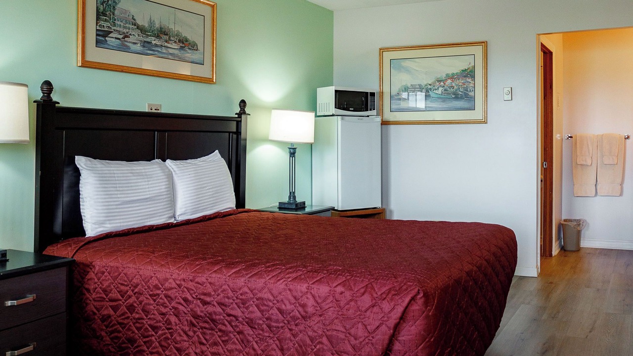 Photo of Bedroom in Truro