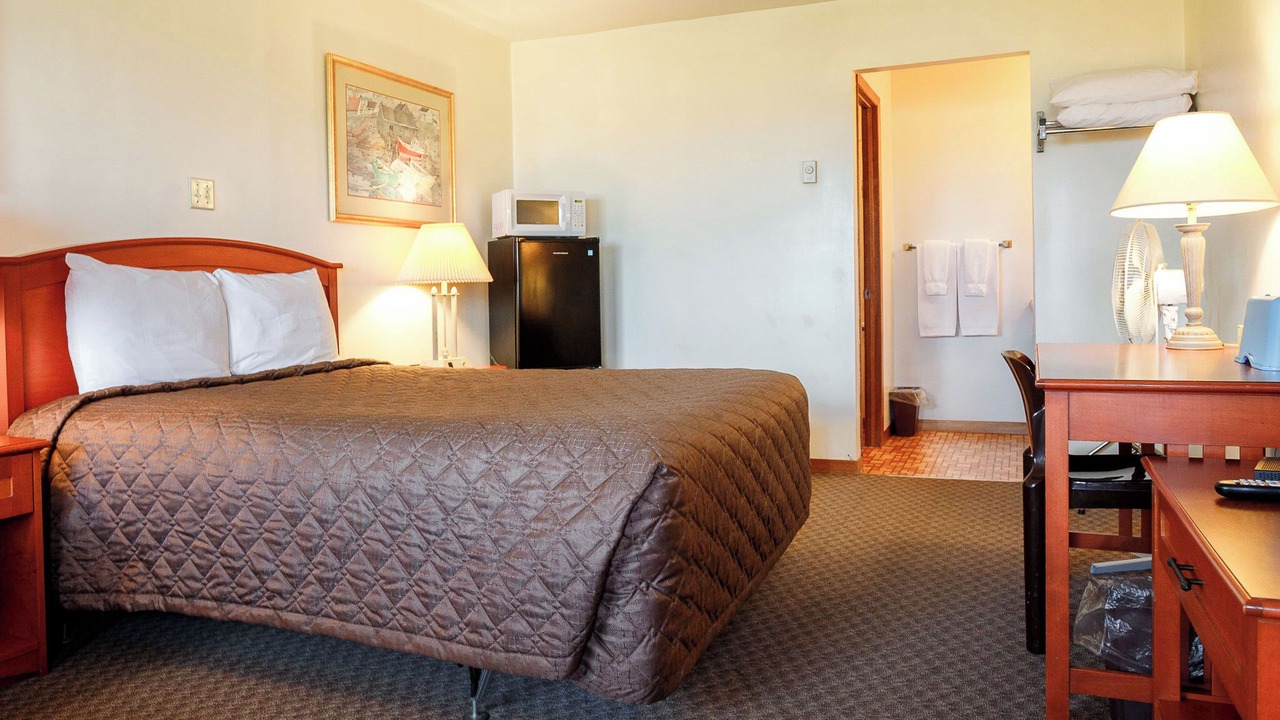 Photo of Bedroom in Truro