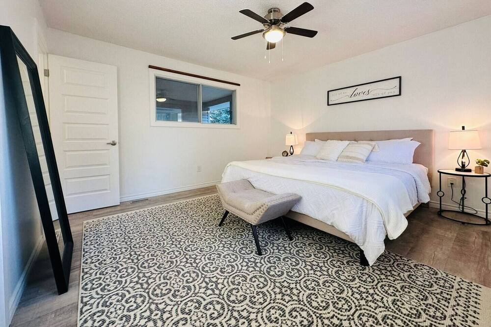 Photo of Bedroom in Lyalta