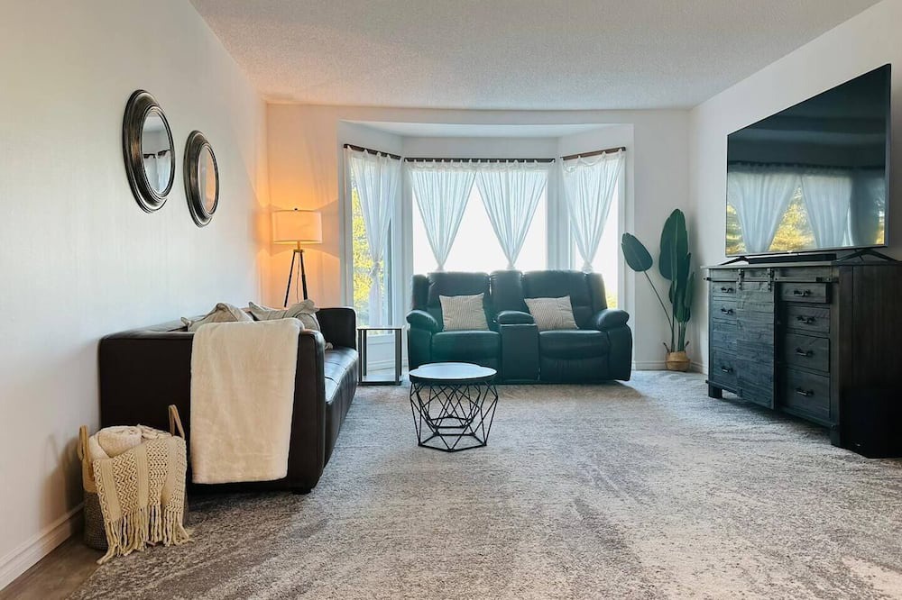 Photo of Livingroom in Lyalta