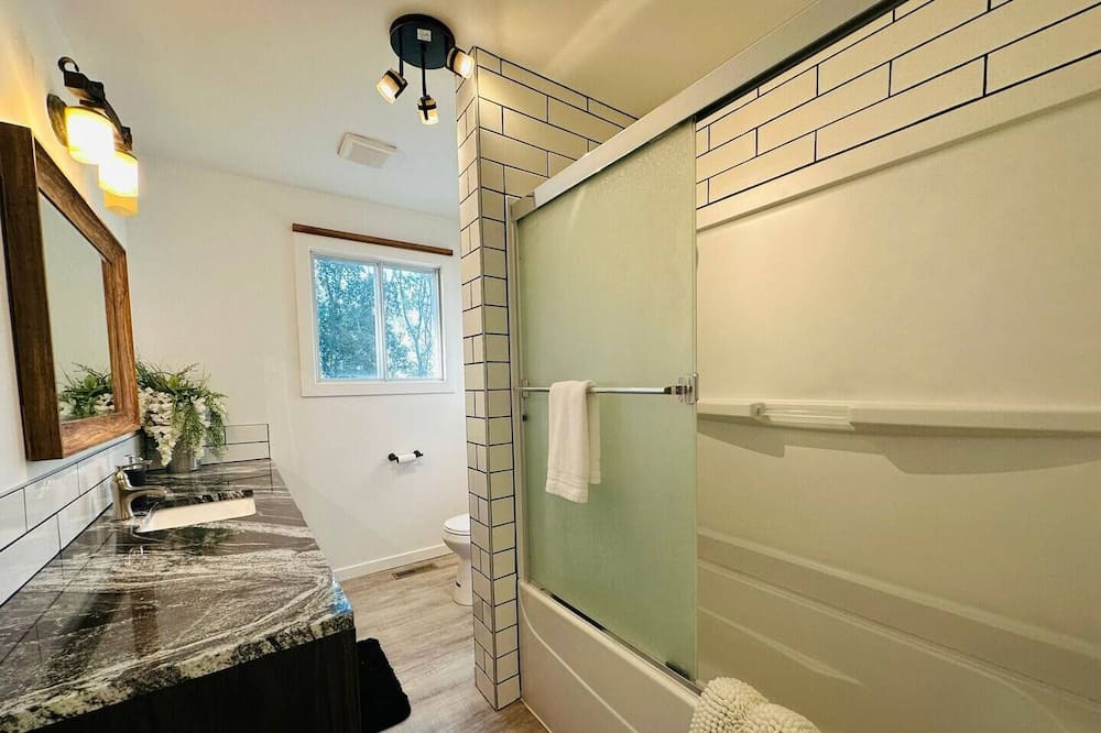 Photo of Bathroom in Lyalta