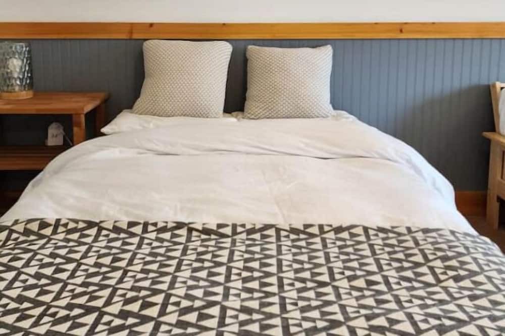 Photo of Bedroom in Snow Pine Estates