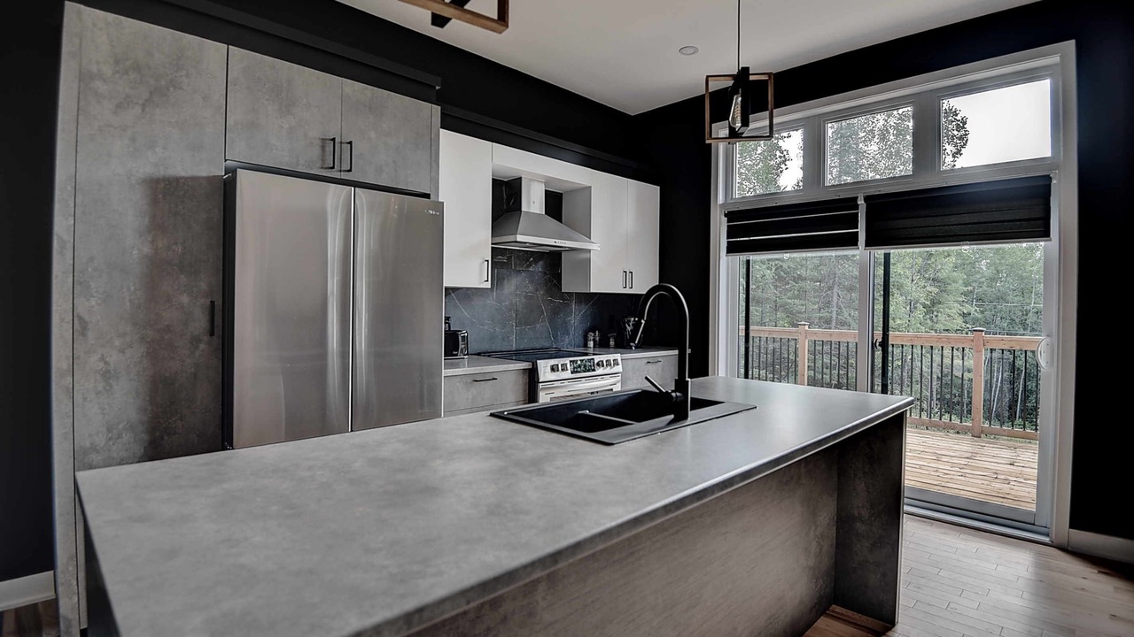 Photo of Kitchen in Saint-Michel-des-Saints