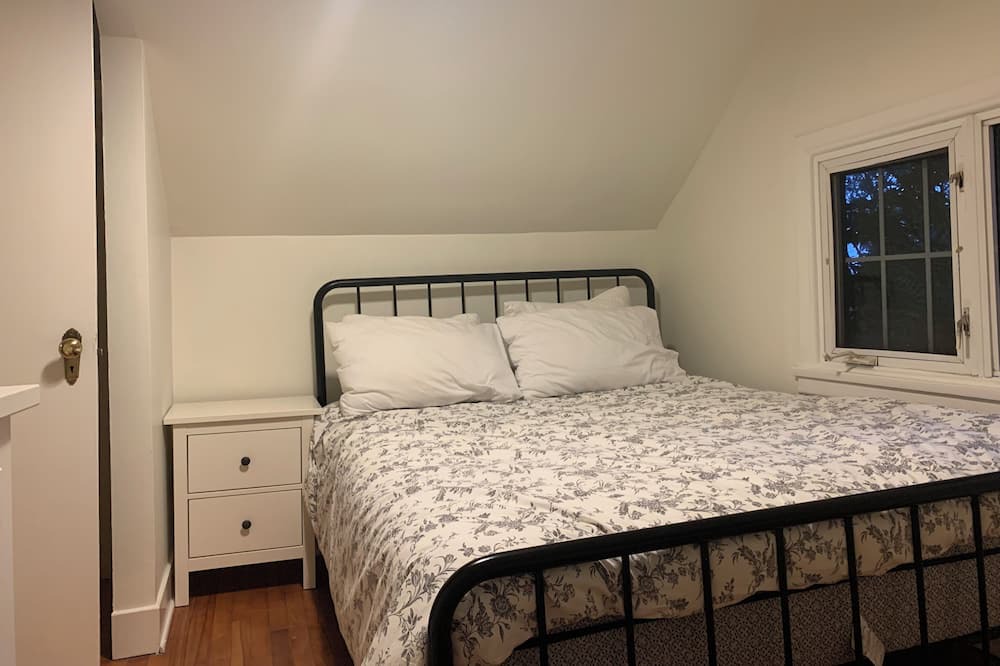 Photo of Bedroom in Bedford