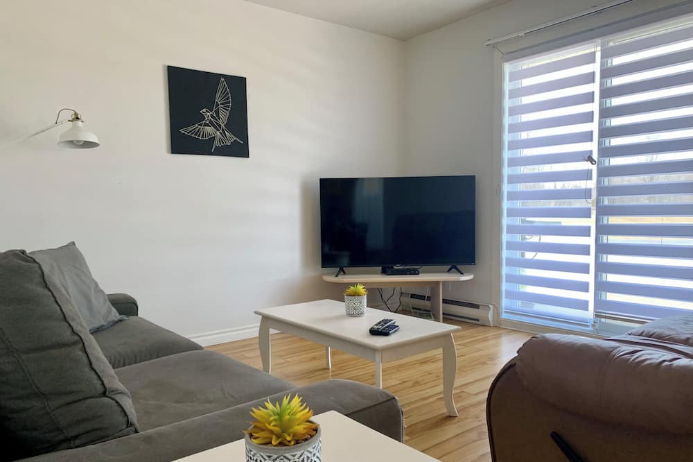 Photo of Livingroom in Saint-Michel-des-Saints