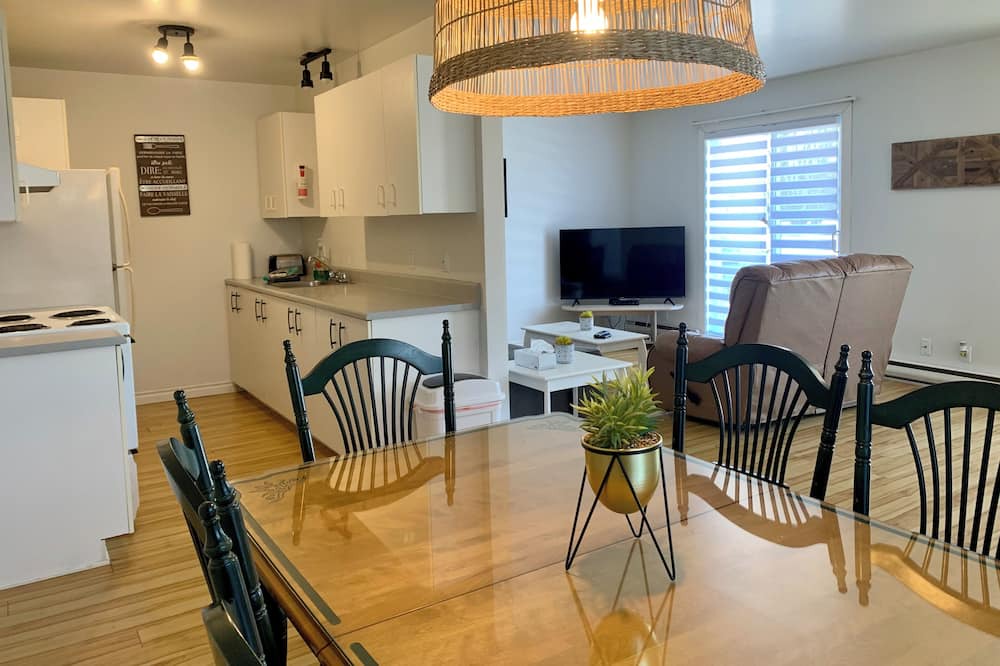 Photo of Livingroom in Saint-Michel-des-Saints