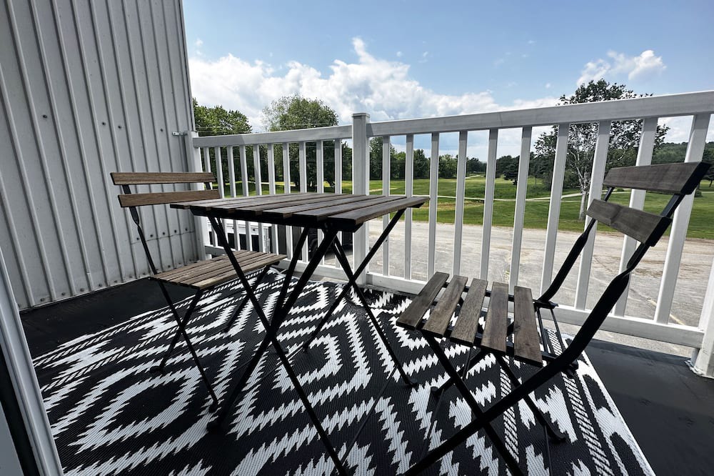 Photo of Patio Balcony in Saint-Michel-des-Saints