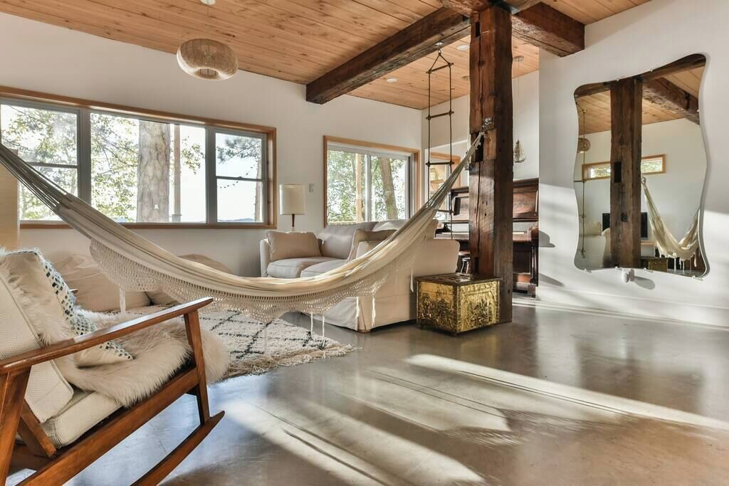 Photo of Livingroom in Lac-Brome