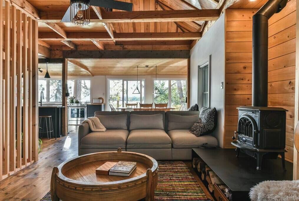 Photo of Livingroom in Lac-Brome