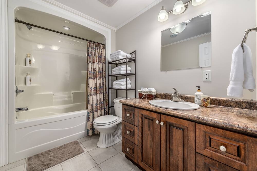 Photo of Bathroom in Terra Nova