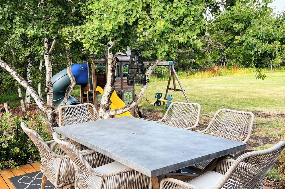 Photo of Outdoor in Parkdale