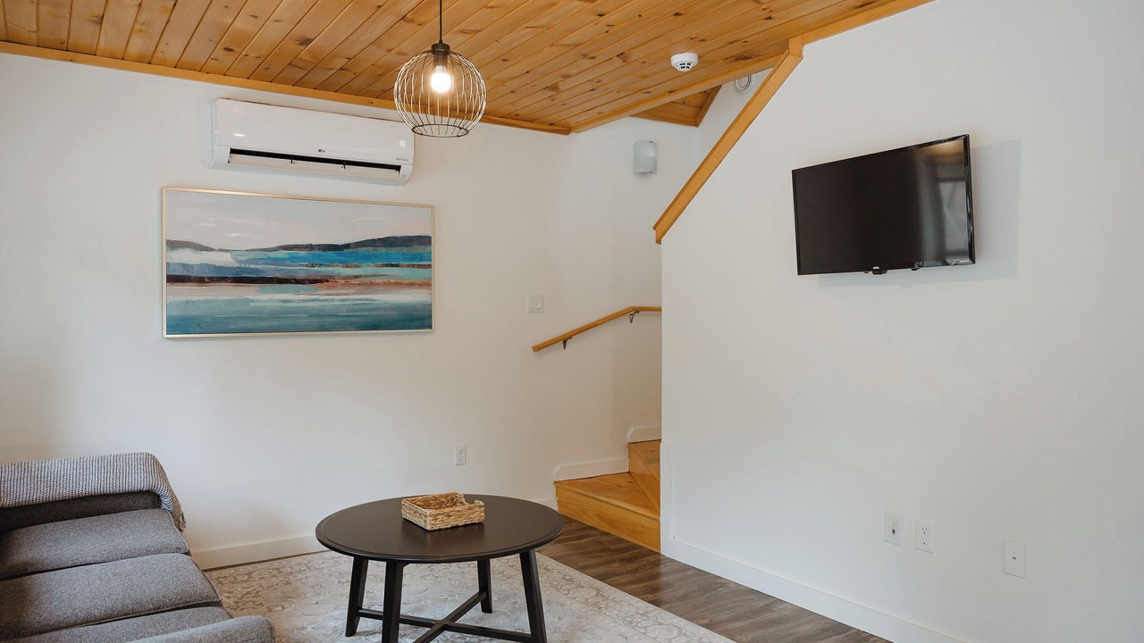 Photo of Livingroom in Smiths Corner