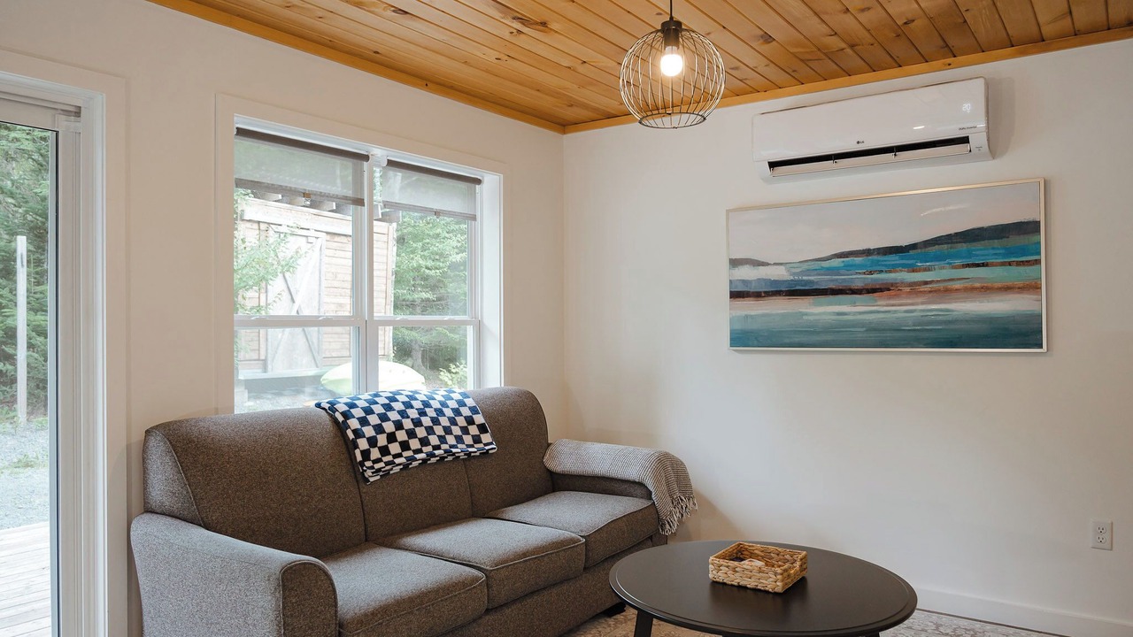 Photo of Livingroom in Smiths Corner