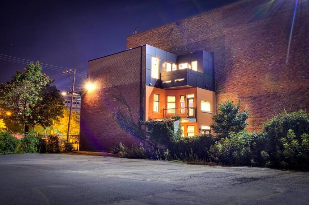 Photo of Outdoor in Mile End
