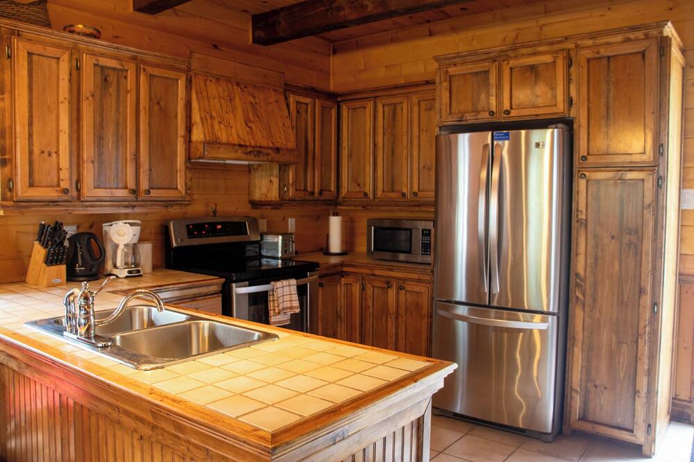 Photo of Kitchen in Entrelacs