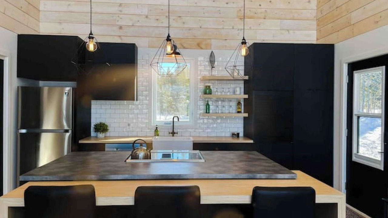 Photo of Kitchen in Sainte-Rose-de-Watford