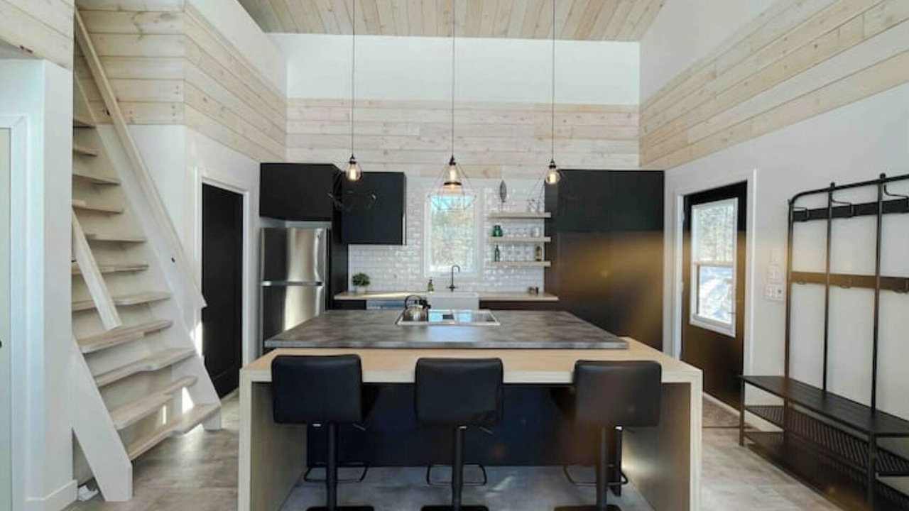 Photo of Kitchen in Sainte-Rose-de-Watford