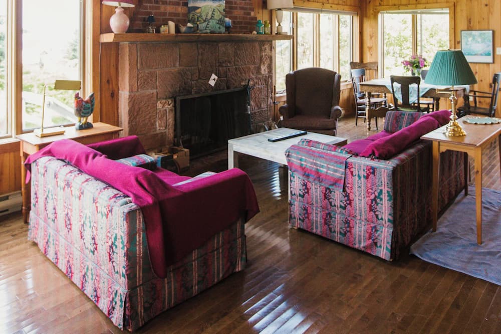 Photo of Bedroom in Cavendish