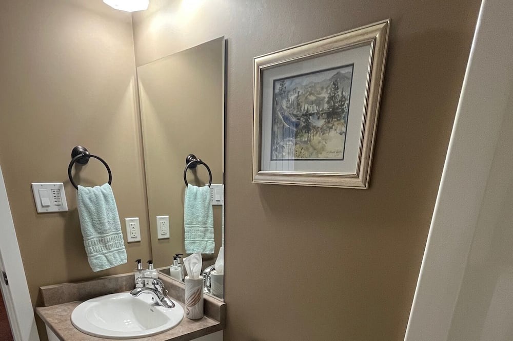 Photo of Bathroom in Kamloops
