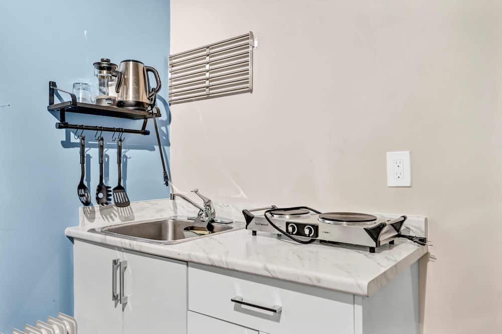 Photo of Kitchen in Langley