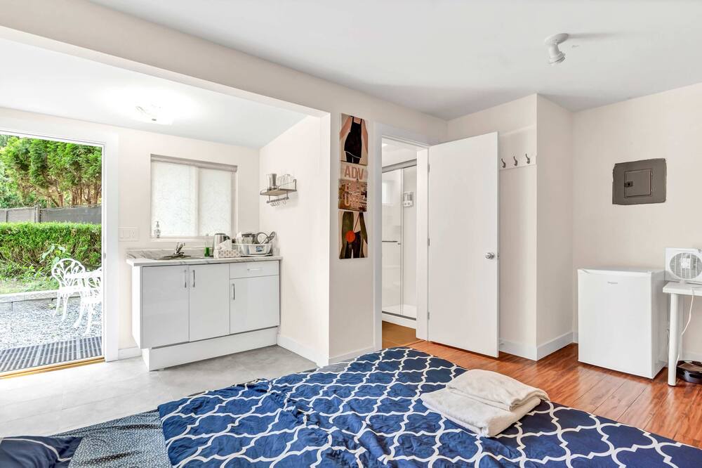 Photo of Bedroom in Langley