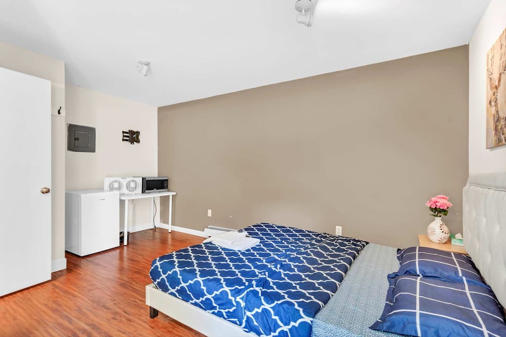Photo of Bedroom in Langley