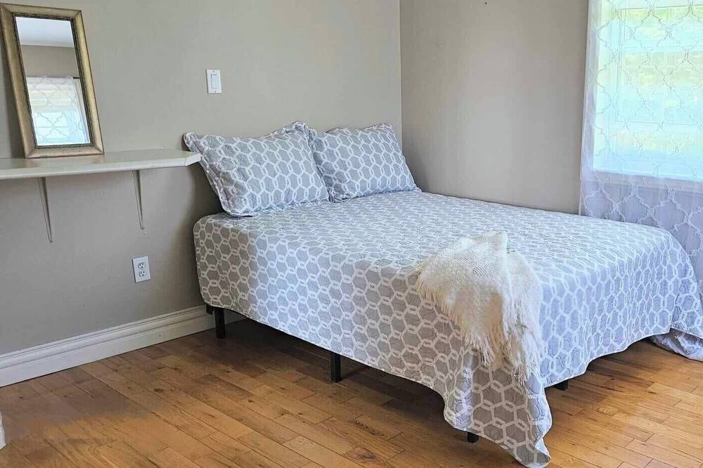 Photo of Bedroom in Queens County