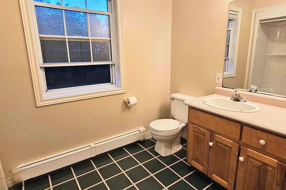 Photo of Bathroom in Queens County