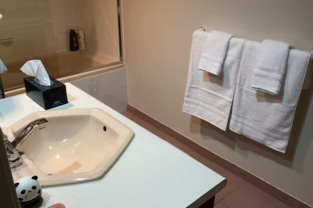 Photo of Bathroom in West Vancouver