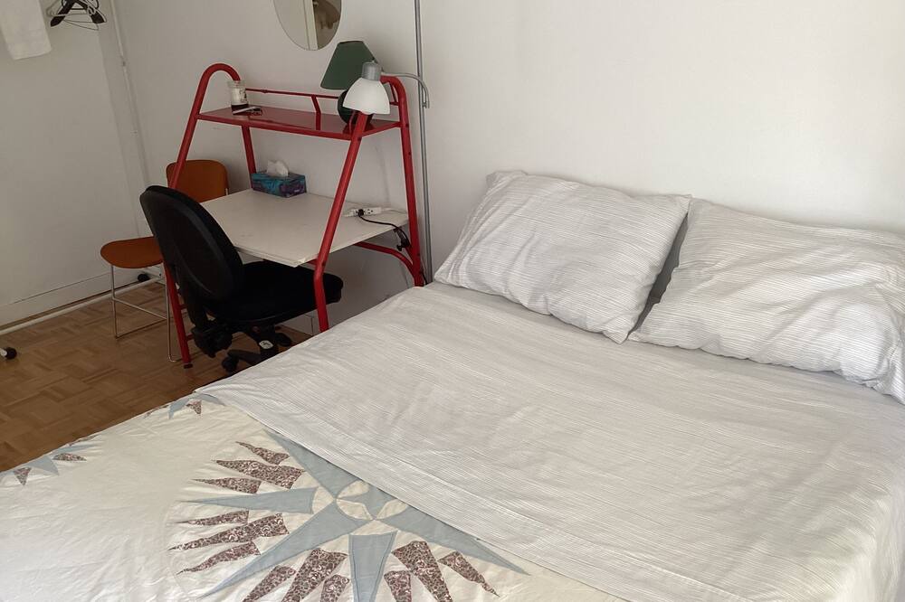 Photo of Bedroom in West Vancouver