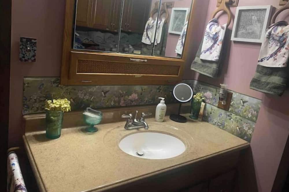 Photo of Bathroom in Walkerton