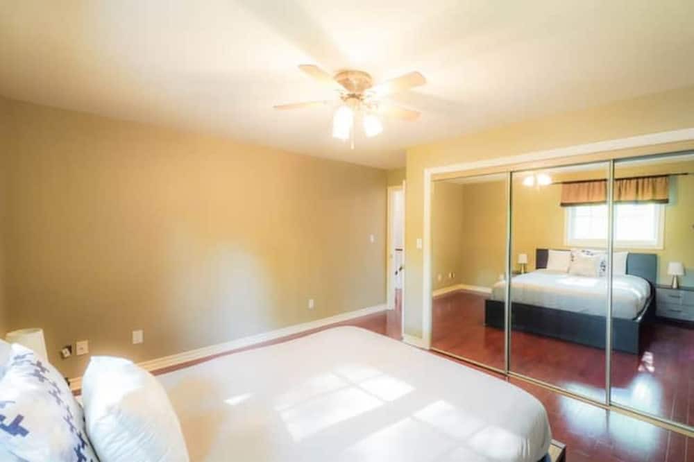 Photo of Bedroom in Brampton