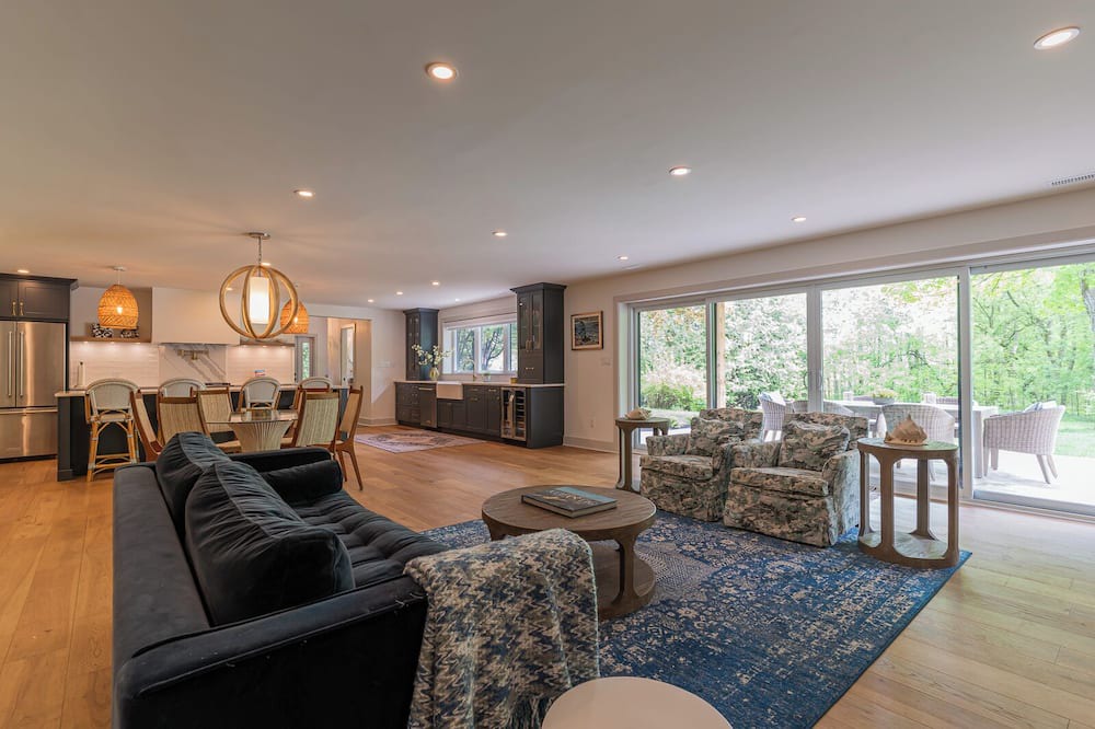 Photo of Livingroom in Georgian Bluffs
