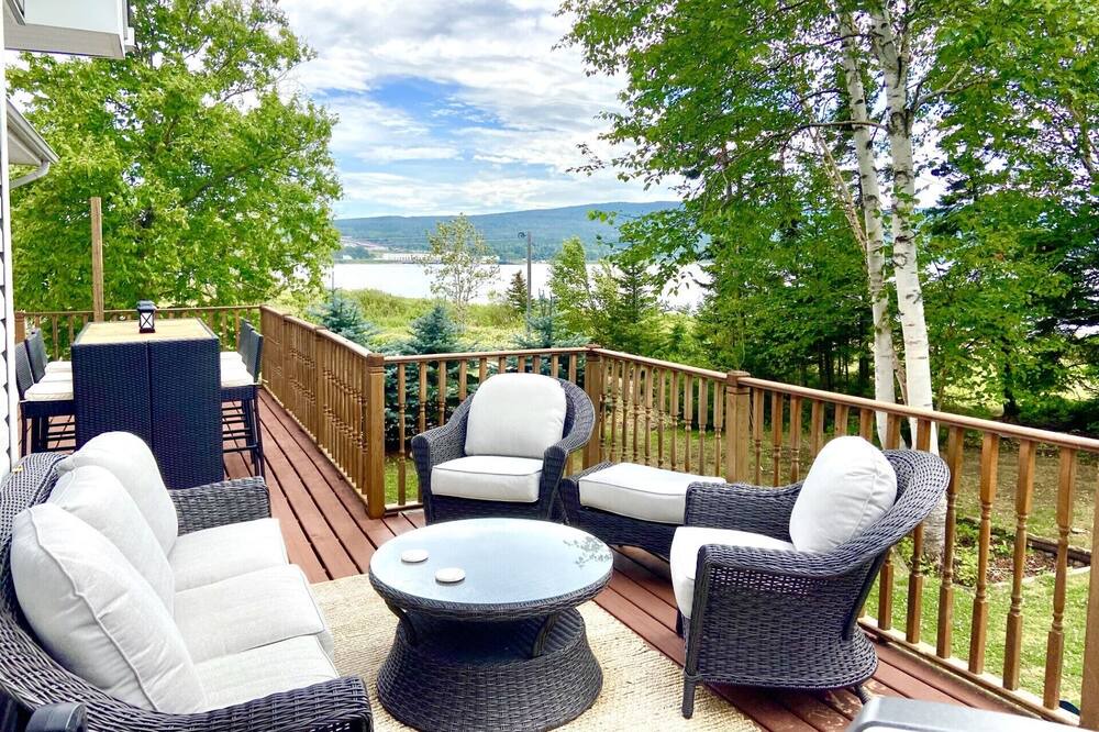 Photo of Outdoor in Deer Lake