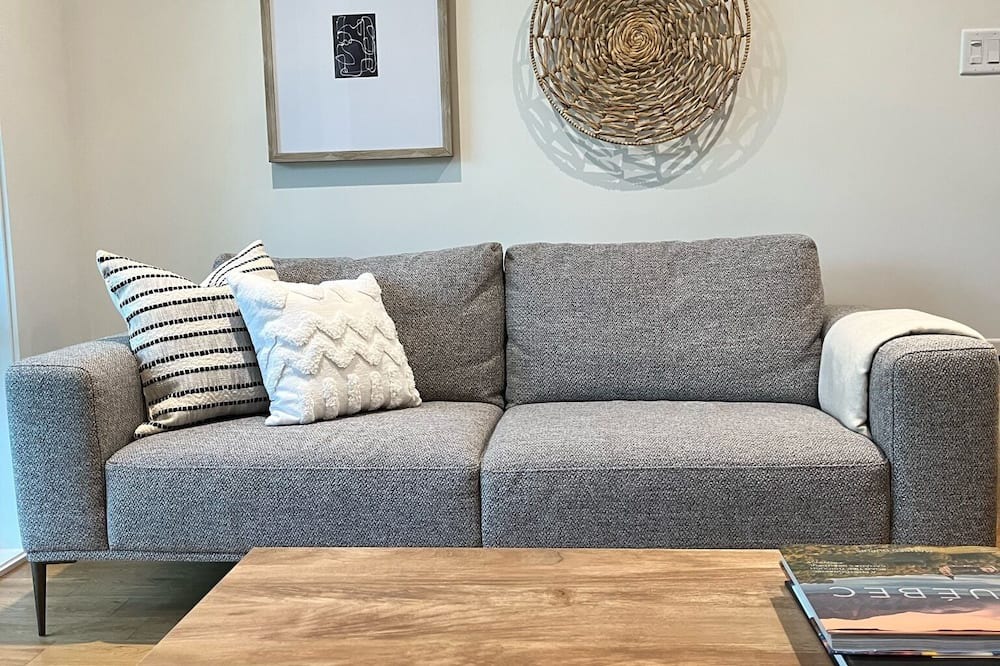 Photo of Livingroom in Owl's Head Ski Resort