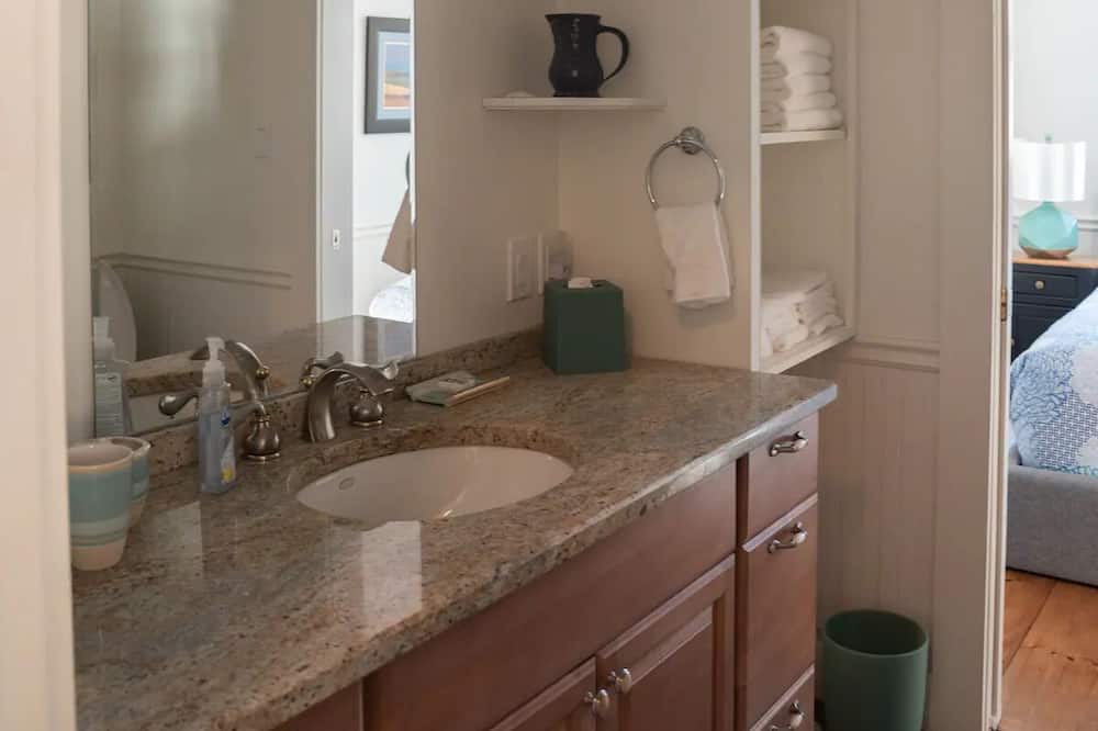 Photo of Kitchen in Chester
