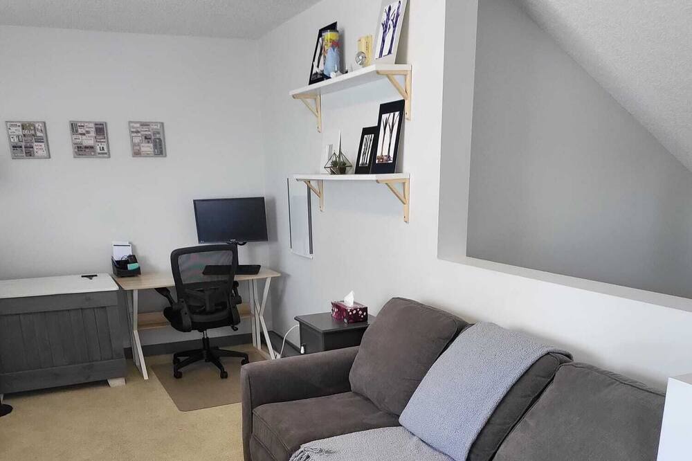 Photo of Livingroom in Connaught